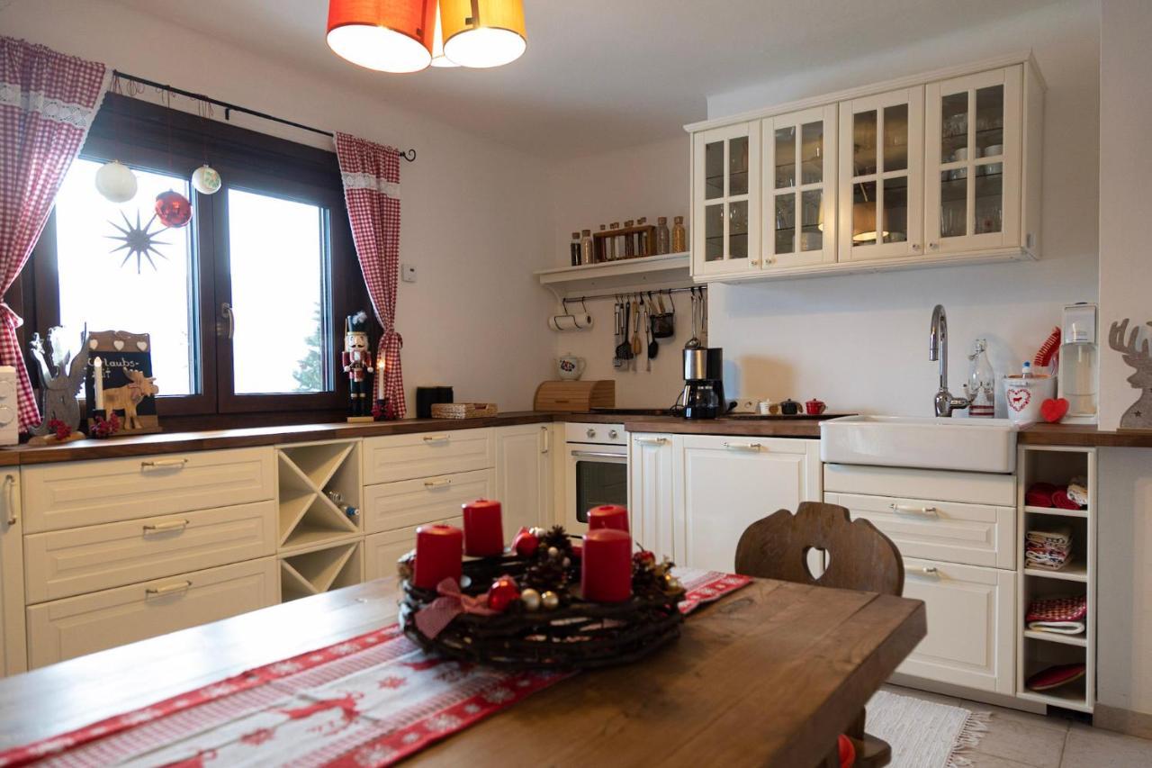 Knusperhaeuschen Villa Sattendorf Kültér fotó